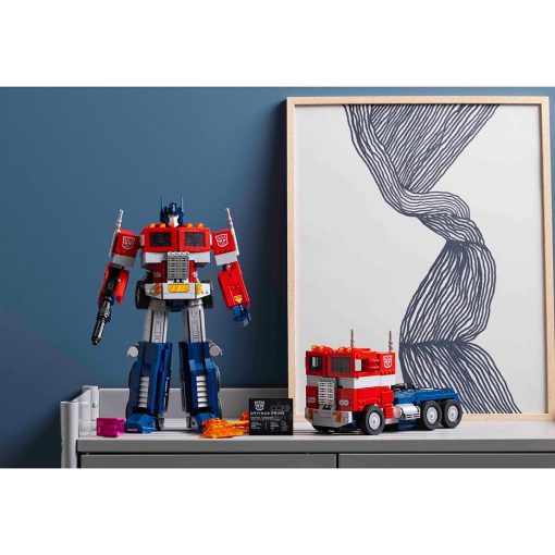 لگو مدل اپتیموس پرایم Optimus Prime کد 10302